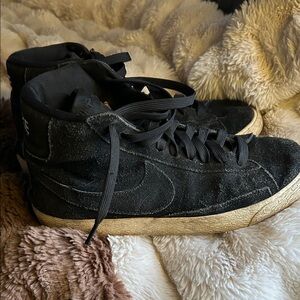 3/$20 Nike Black and Tan Kids High-Top Sneakers